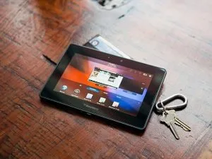 حل مشکل هنگ روی لوگو blackberry playbook